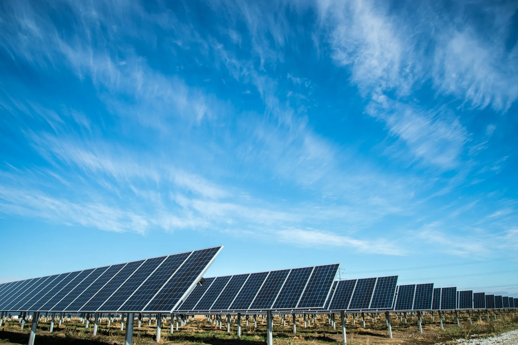 Solar array image for energy monitoring context